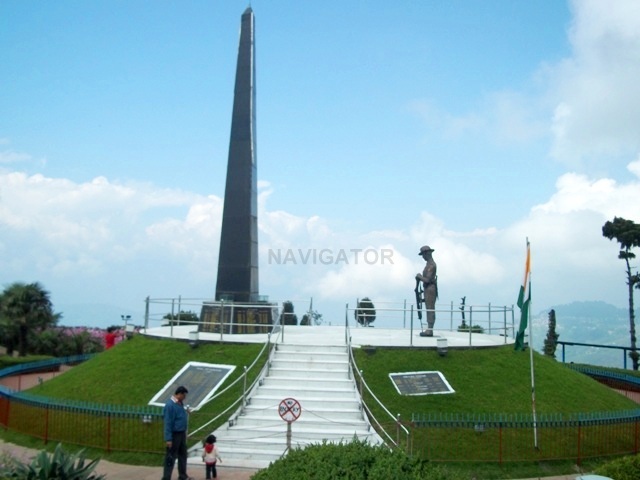 War Memorial at Batasia Loop